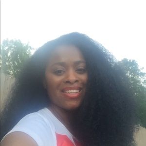 Meet your Posher, Dana